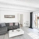 Huus Ant Diek, Mit Maisonette In Deichnähe, Nähe Norddeich Norden