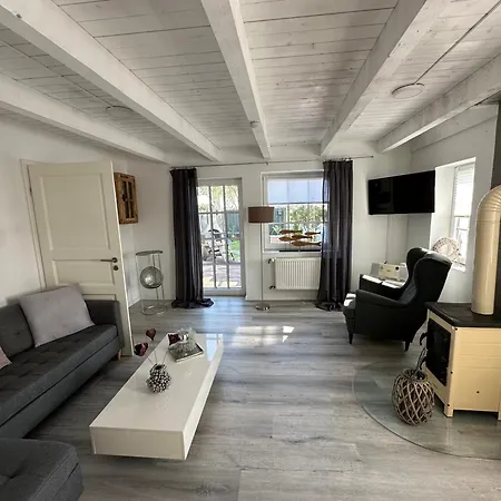 Huus Ant Diek Holiday home *