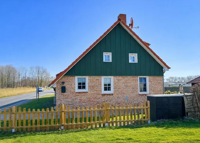 Huus Ant Diek, Mit Maisonette In Deichnähe, Nähe Norddeich * Norden