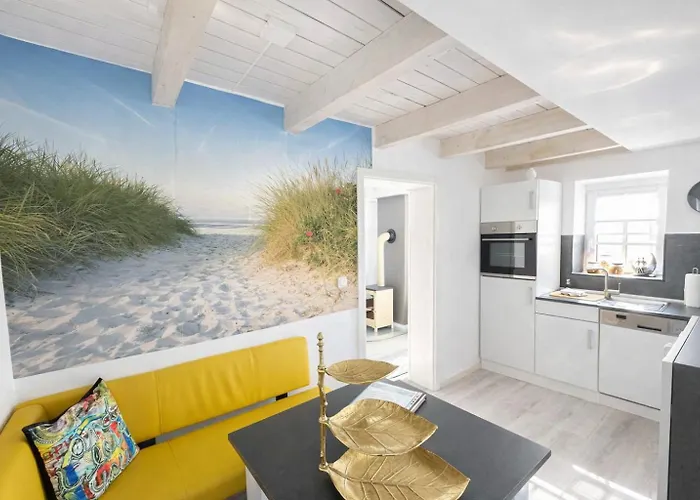 Huus Ant Diek, Mit Maisonette In Deichnähe, Nähe Norddeich * Norden